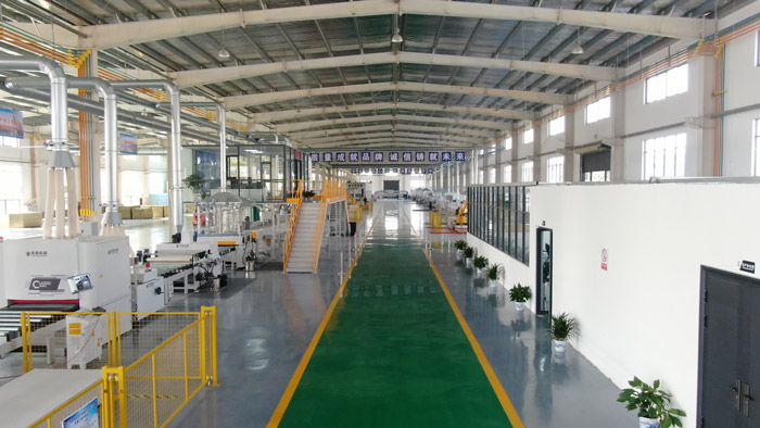 金屬氟碳/實(shí)色氟碳智能輥涂線